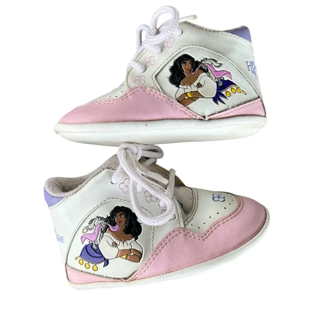 VTG Disney The Hunchback of Notre Dame Esmeralda Baby Shoes Pink Purple FLAWS